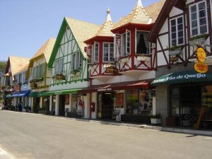 Blumenau com saídas de Florianópolis